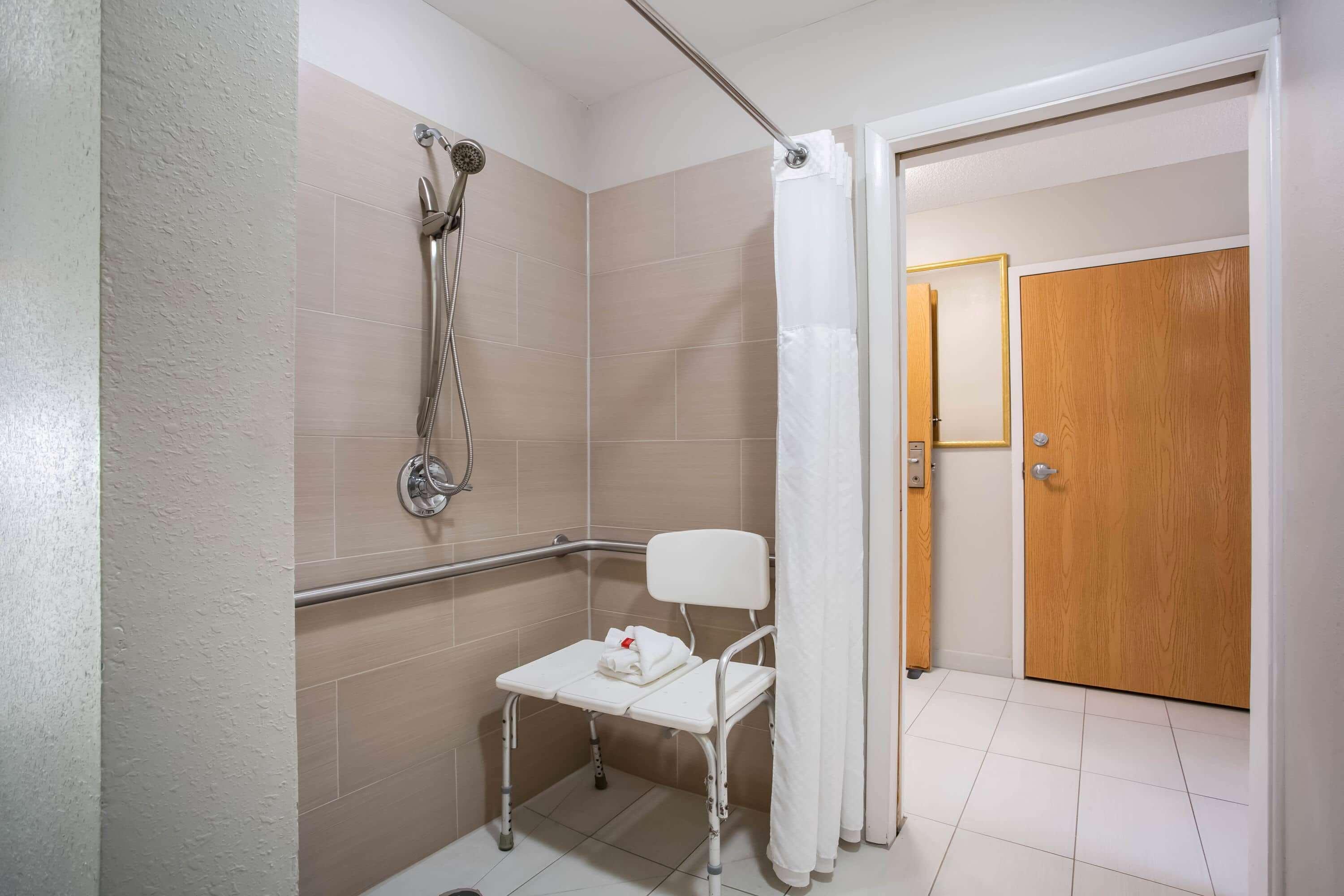 Microtel Inn & Suites By Wyndham Southern Pines Pinehurst Eksteriør bilde